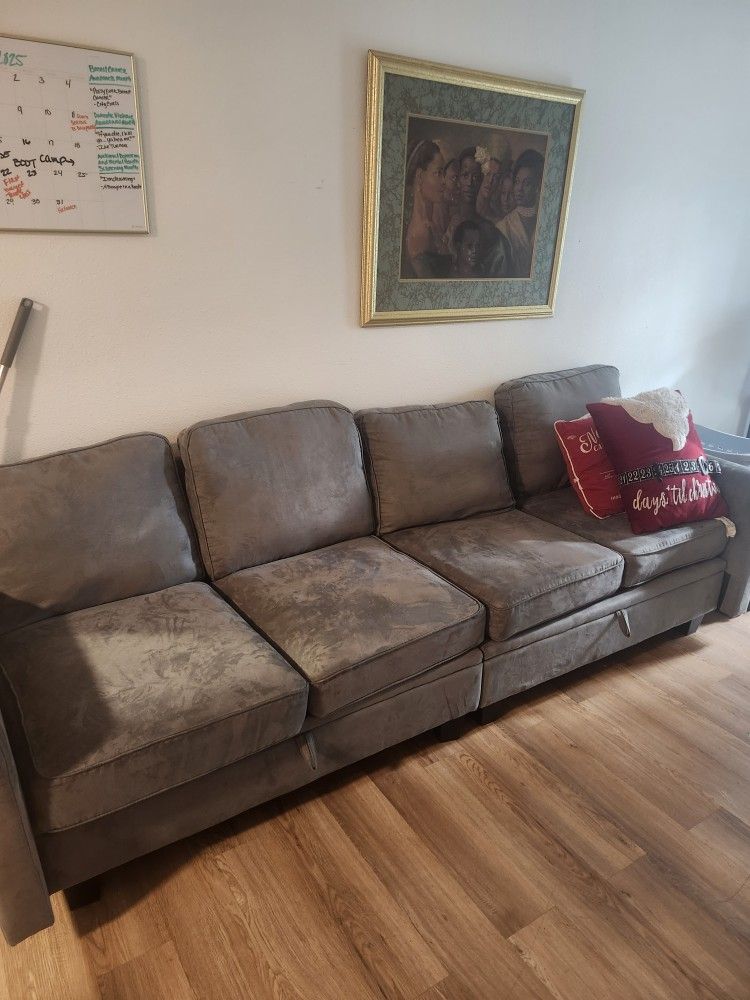 Couch With Storage And Two Ottomans 
