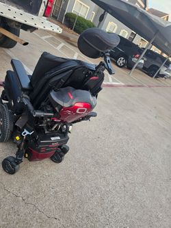 Quantum edge 3 stretto power wheel chair