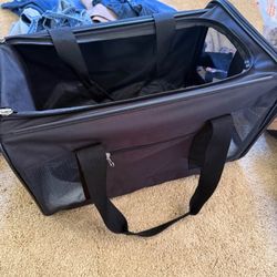 brand new bag for dogs or cats medium size 