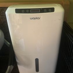 Dehumidifier 