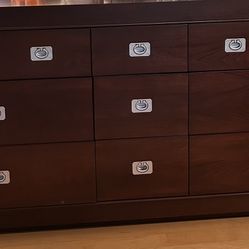 King Bed, Headboard, 2 Dressers & Armoire