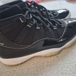Jordan 11s 
