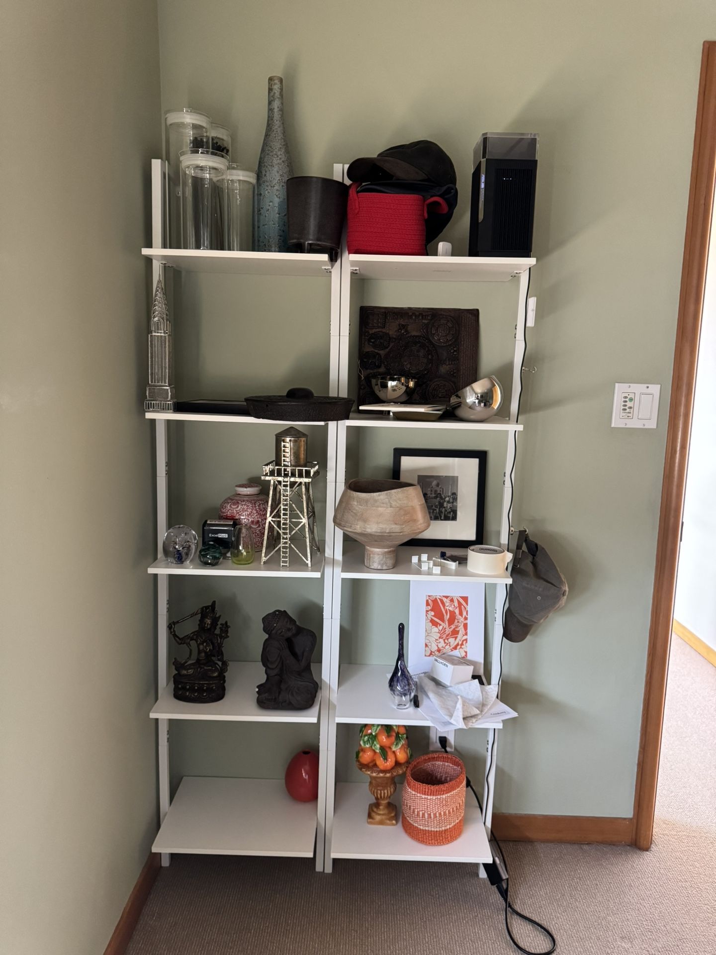 Amazon Narrow Shelves 70”