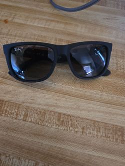Ray-Ban Polarized Sunglasses Black Frame
