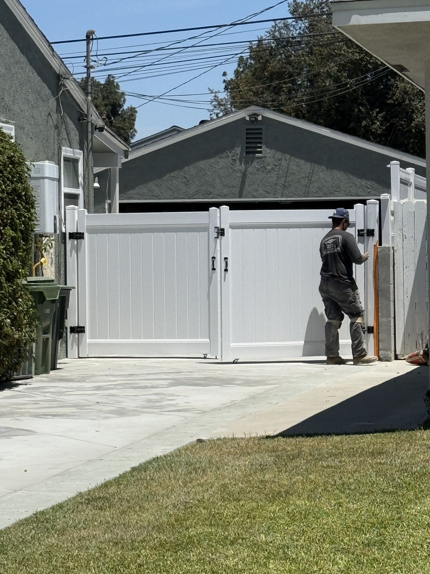 Vinyl Fence 