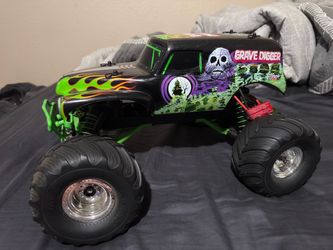 Traxxas stamped grave digger