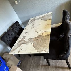 Comedor de 4 puestos