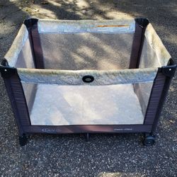 Graco Pack N Play Crib, Without Bag