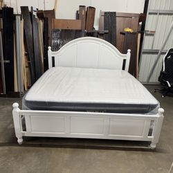 King Bed $360