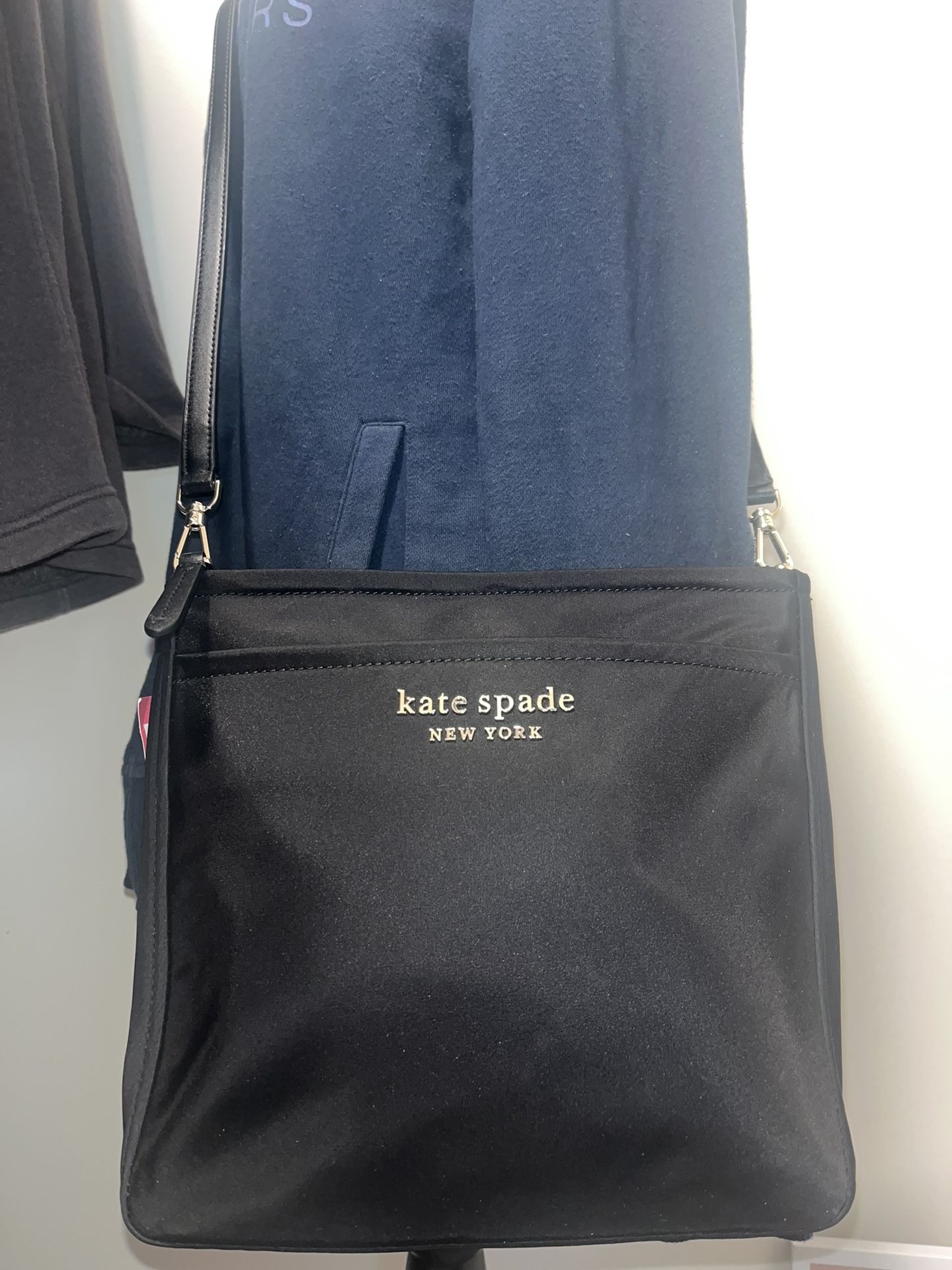 NWT Kate Spade Daily Medium Swingpack