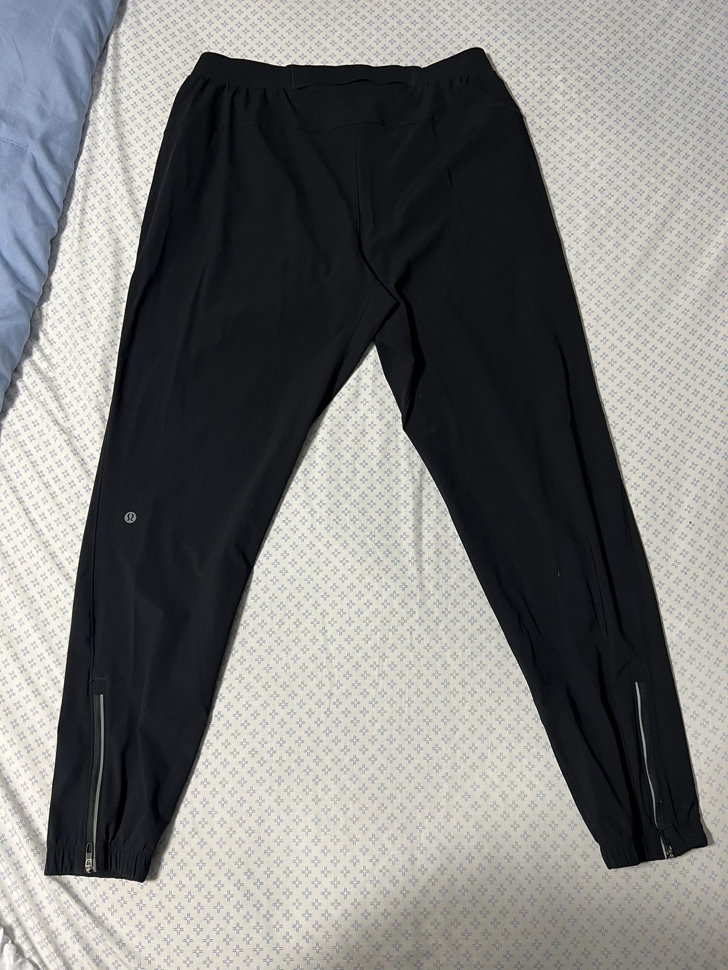 Lululemon Black Surge 29" Jogger Sz Large M5398S Athletic Sports Zip Reflective Ankles