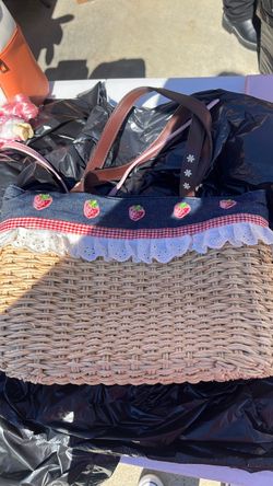 Strawberry Basket Purse