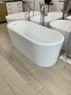 63” bathtub freestanding new white color with steel frame with legs end drain ready for pick up today