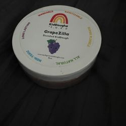 Grapezilla Scented Kids Play Dough Brand New 