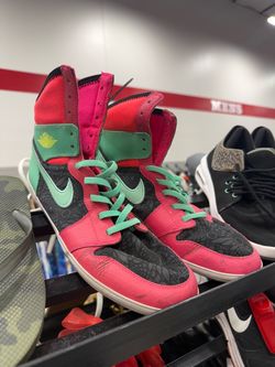Nike Air Jordan 1 High-Top Sneakers