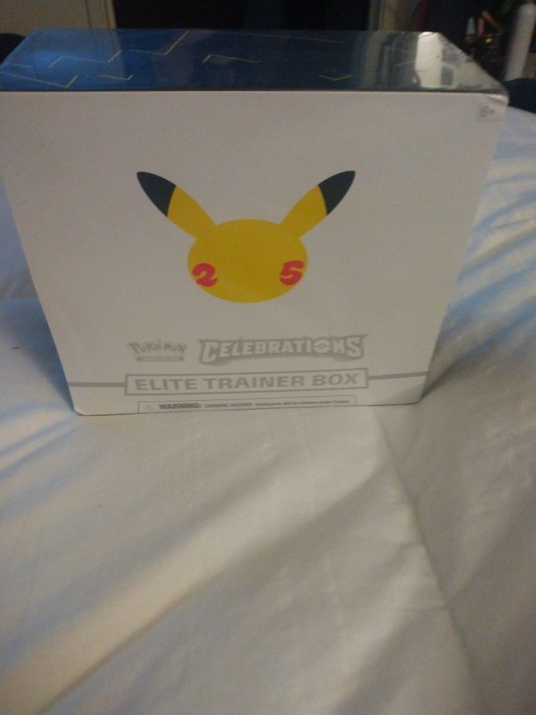 Pokemon 25 Celebration Elite Trainer Box