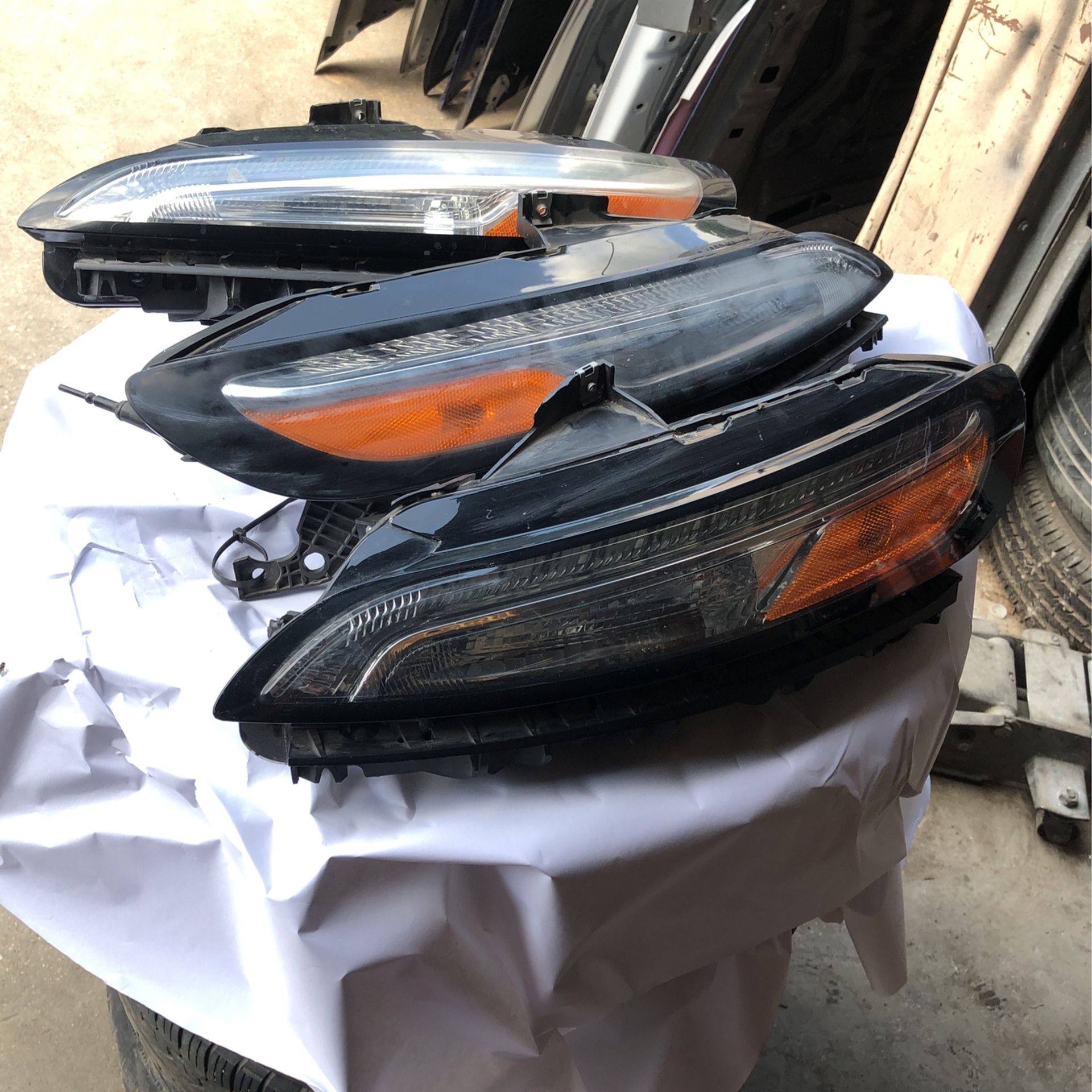 2014-2018 JEEP CHEROKEE LATITUDE SIGNAL LIGHT OEM