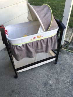 Vintage bassinet