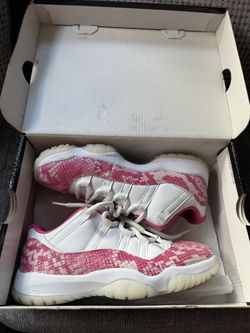 Wmns Air Jordan 11 Retro Low