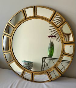 30” Safavieh Gold Sunburst Wall Mirror