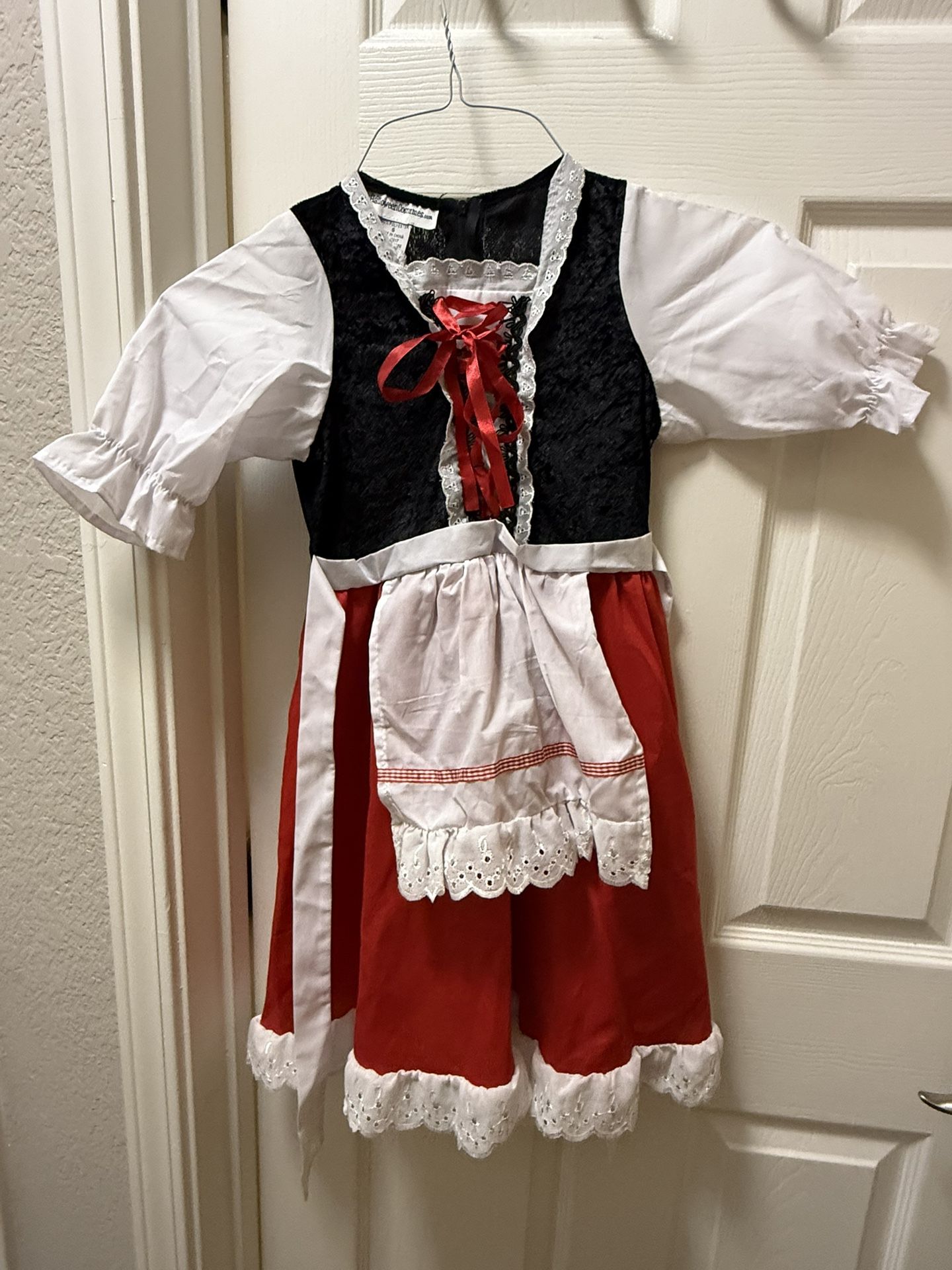 Girls German Traditional Dirndl Dress Oktoberfest Bavarian Costume - size S Price is firm
