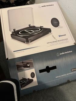 Audio-Technica AT-LP60SPBT-BK Wireless Turntable and Speaker System