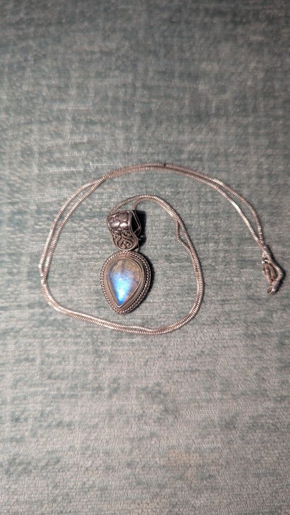 925 Sterling Silver Moonstone Necklace By Sarda Bali