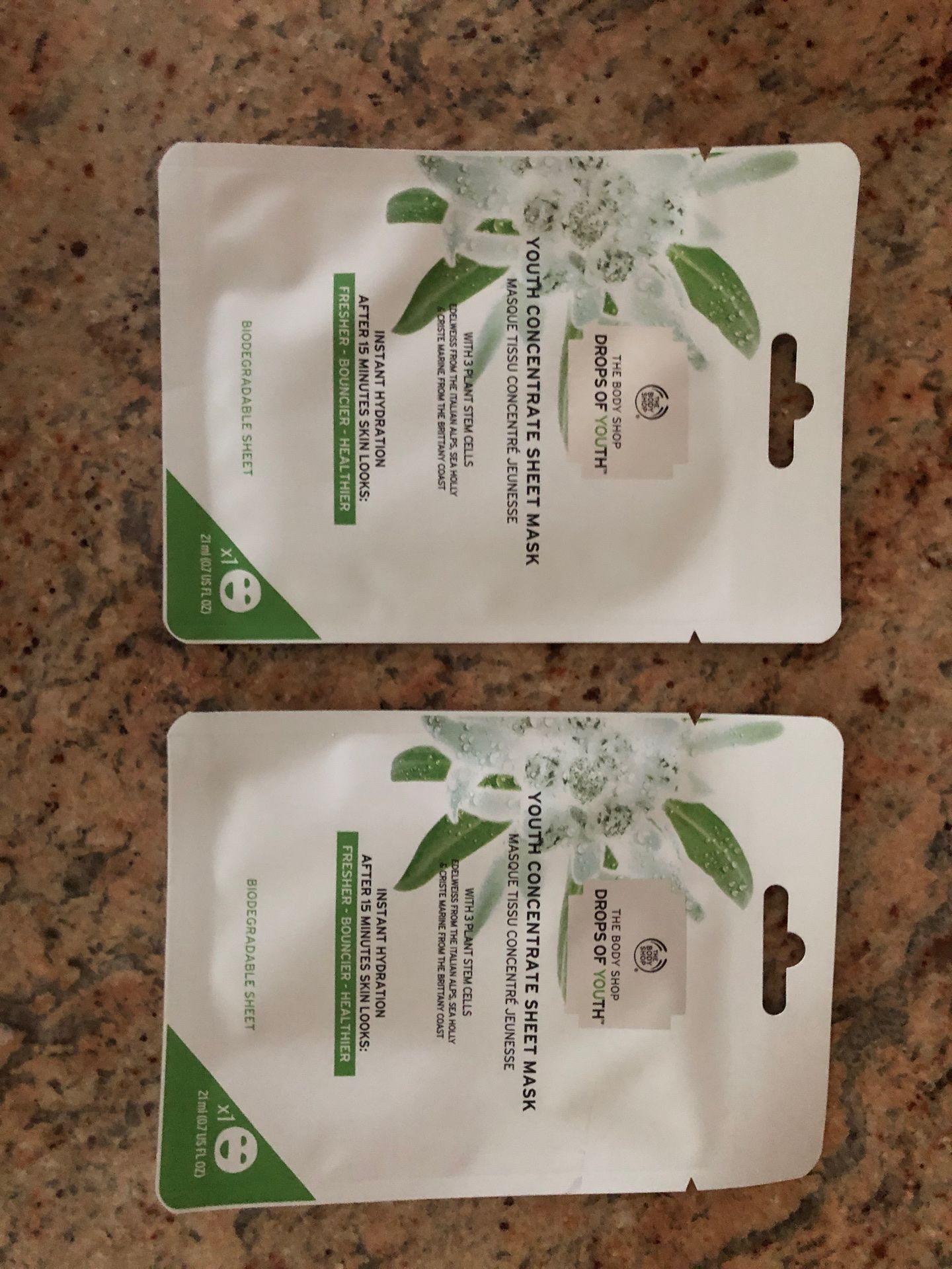 The body shop youth sheet masks (2)