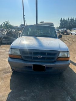 2000 Ford Ranger FOR PARTS ONLY!
