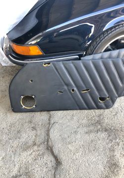 1984 Porsche 911 door panels