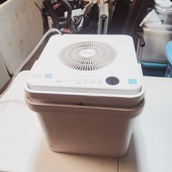 Midea Cube Smart Dehumidifier 