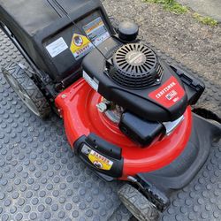 New Condition Craftsman M140 Honda Engine Push Mower 