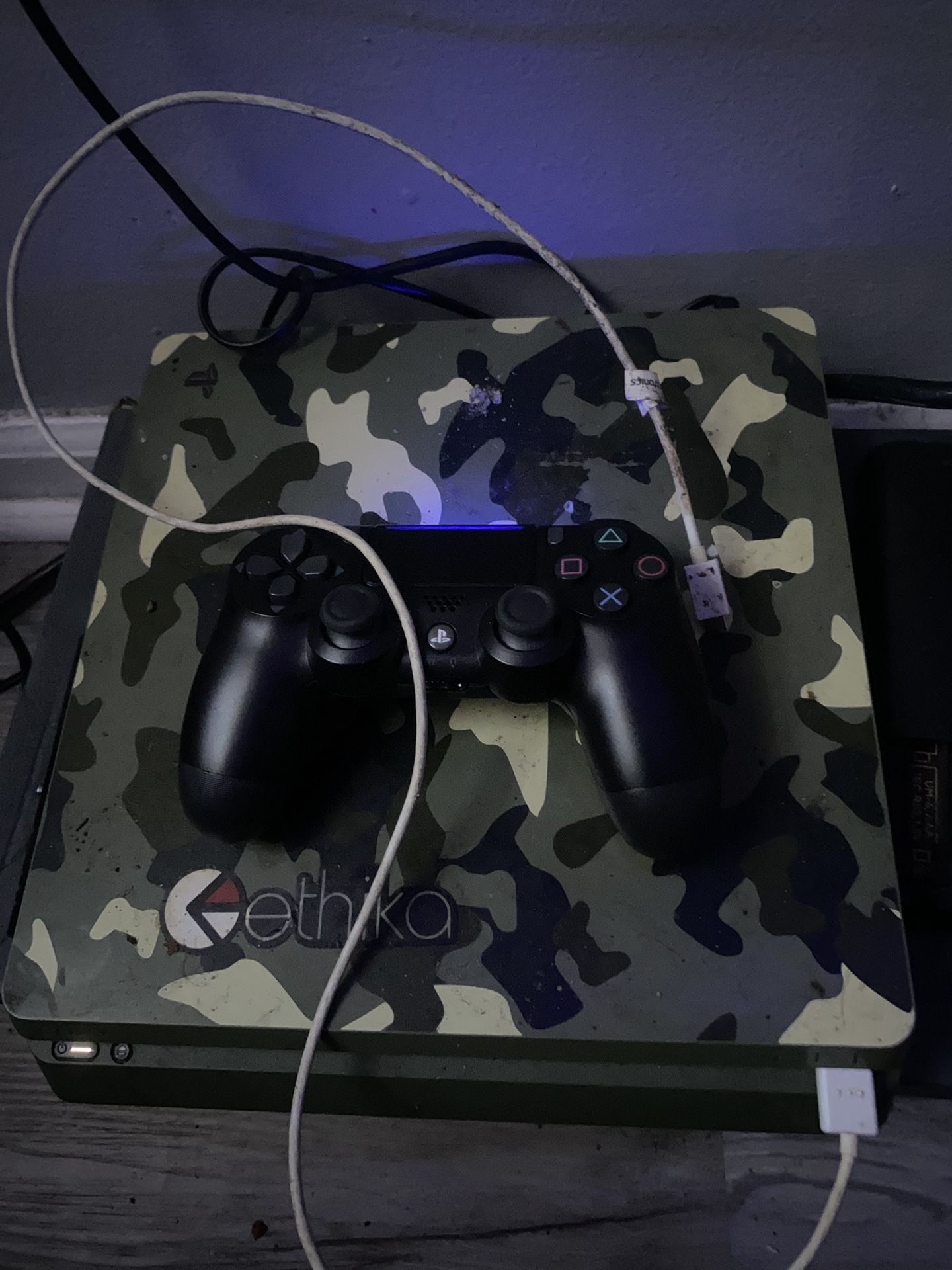 PS4