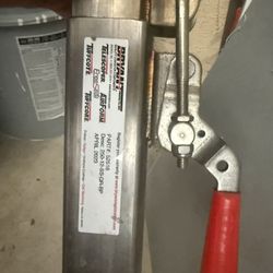 Bryant 2,500 lb Telescoping Trailer Jack – Quick Release