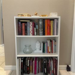 White 3 Shelf Bookshelf