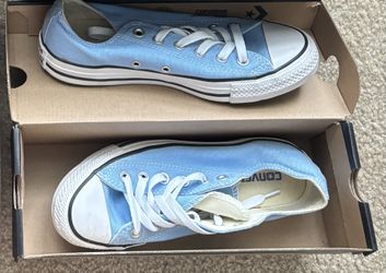 Converse Unisex Chuck Taylor Baby blue Sneakers