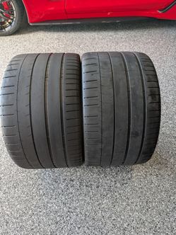 2 Michelin Pilot Super Sport ZP (99Y) 335/25/20Runflats