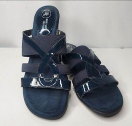 MOOTSIES TOOTSIES WOMEN'S SHOES SIZE 9M.