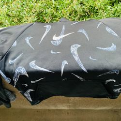 Nike Sweatshirts Size Small 8 -