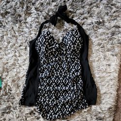 Medium Swimsuit Top