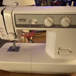Singer Simple Sewing Machine for Sale in Tempe, AZ - OfferUp