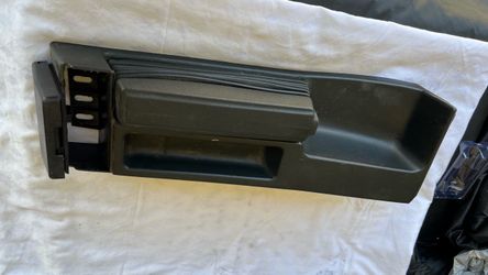 E30  rear center console  with cup holder