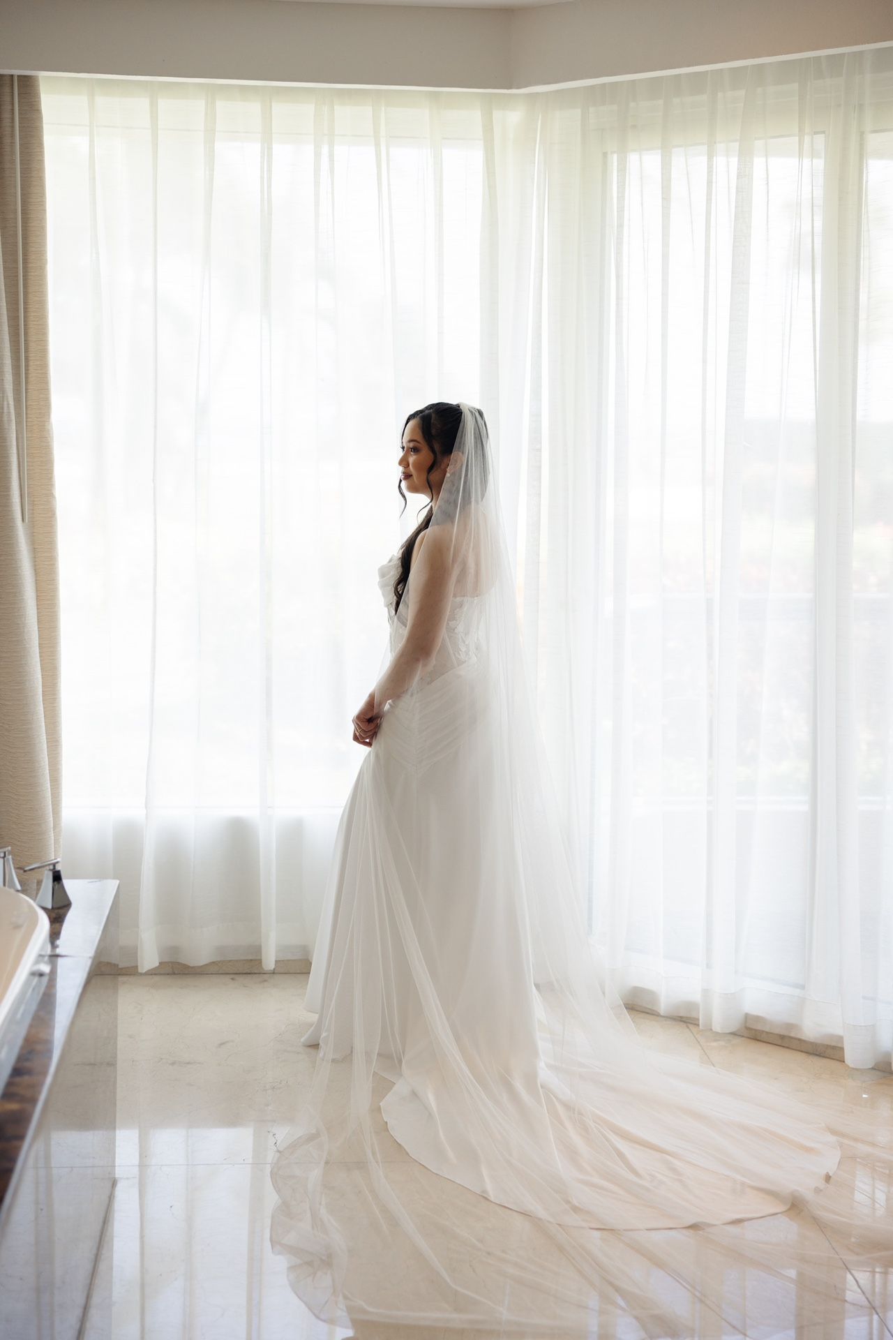 Toni Federici “Espana” Wedding Veil – Chapel Length, Silk White Spanish Tulle
