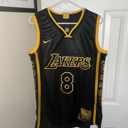 Nike Kobe Bryant Lakers jersey size 2xl