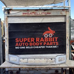 2018 F150 Bumper front OEM 2020