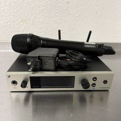 Sennheiser EW 500 G4-KK205 Wireless Handheld Microphone System - AW+ Band 