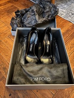 Tom Ford Black Patent Leather Pumps