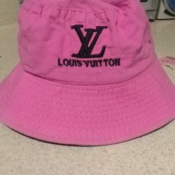 Irreversible Bucket Hat Pink And Black 