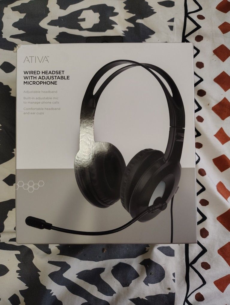 Ati A Wired Headset With Adjustable Mic
