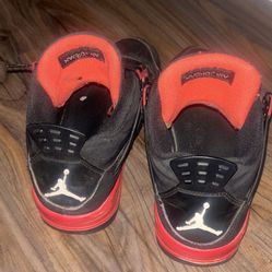 Jordan 4s Red Thunder